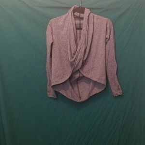 Ivivva Lululemon Four Count Shrug Womens Sz 12 NEW